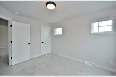 637  Standing Stone Dr, Waukesha, WI 53189 - Photo 30