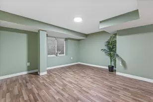 6026 S 23rd St, Milwaukee, WI 53221 - Photo 28