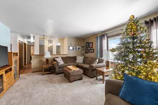 500 Deer Pass Rd, Saukville, WI 53080 - Photo 10