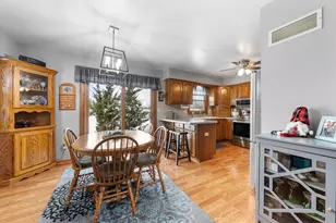 500 Deer Pass Rd, Saukville, WI 53080 - Photo 8