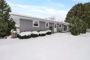 500 Deer Pass Rd, Saukville, WI 53080 - Photo 32