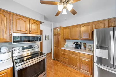 500  Deer Pass Rd, Saukville, WI 53080 - Photo 6