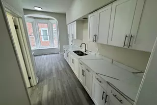 932 Peck Ave, Racine, WI 53404 - Photo 4