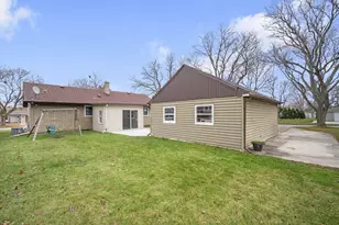 5943 S 18th St, Milwaukee, WI 53221 - Photo 14