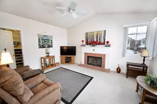 8991 Woodbridge Dr, Greendale, WI 53129 - Photo 2