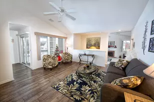 8991 Woodbridge Dr, Greendale, WI 53129 - Photo 8