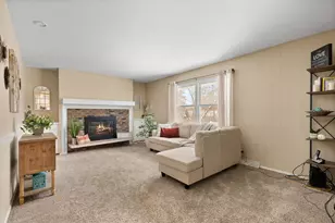 9262 N 60th St, Brown Deer, WI 53223 - Photo 8