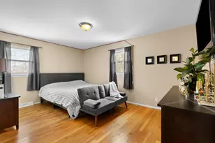 9262 N 60th St, Brown Deer, WI 53223 - Photo 12