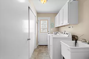 9262 N 60th St, Brown Deer, WI 53223 - Photo 10