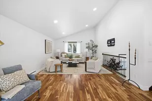 W127N12223 Knollwood Dr, Germantown, WI 53022 - Photo 10