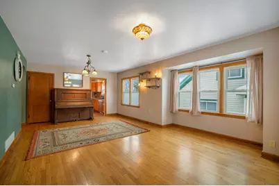 238 S Hartwell Ave, Waukesha, WI 53186 - Photo 2