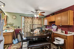 4504 Sunset Rd, Racine, WI 53185 - Photo 10