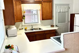 1612 Green Bay St, La Crosse, WI 54601 - Photo 4