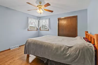 205  Crestwood Dr, Waukesha, WI 53188 - Photo 20