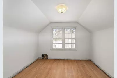 4579 N 105th St, Wauwatosa, WI 53225 - Photo 18