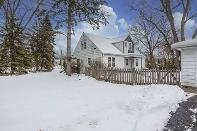 4579 N 105th St, Wauwatosa, WI 53225 - Photo 6