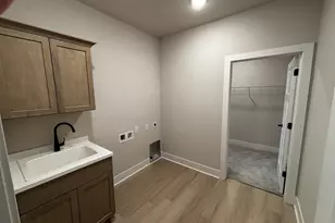 1333 Periwinkle Pass, Oconomowoc, WI 53066 - Photo 10