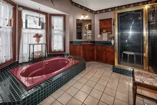 2075 Parkwood Ct, Grafton, WI 53024 - Photo 18