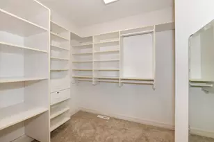 2100 N Oakwoods Ct, Summit, WI 53066 - Photo 32