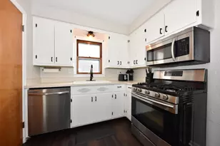 3341 N 88th St, Milwaukee, WI 53222 - Photo 6