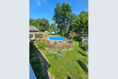 2008  Lenora Dr, West Bend, WI 53090 - Photo 26