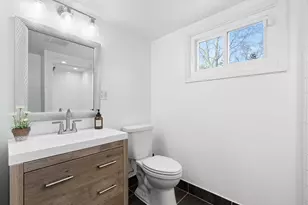 2008 Lenora Dr, West Bend, WI 53090 - Photo 20