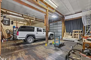 S30W29839 Sunset Dr, Genesee, WI 53189 - Photo 22