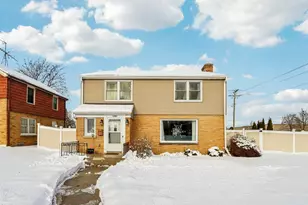 1326 North Ave, Sheboygan, WI 53083 - Photo 2