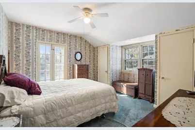 3352 N Elmwood Dr, Racine, WI 53405 - Photo 14