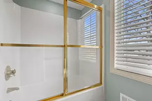 W261N2830 Woodburne Ct, Pewaukee, WI 53072 - Photo 34