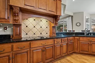 W261N2830 Woodburne Ct, Pewaukee, WI 53072 - Photo 20