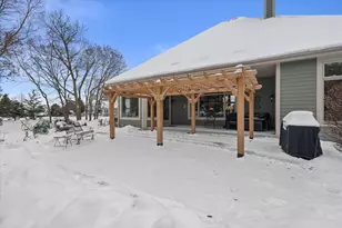 W261N2830 Woodburne Ct, Pewaukee, WI 53072 - Photo 46