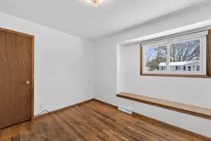 7504 Pheasant Trail, Racine, WI 53402 - Photo 8