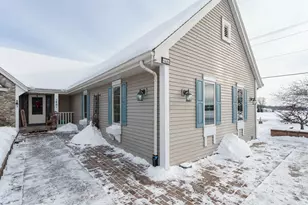 1401 Country Club Ln, Watertown, WI 53098 - Photo 14