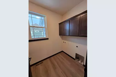 N945  Winds Way, Ashippun, WI 53066 - Photo 12