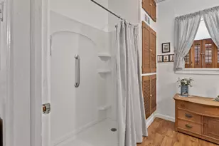 617 N 7th St, Manitowoc, WI 54220 - Photo 24