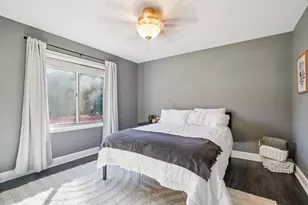 W281N7030 Huntington Ct, Merton, WI 53029 - Photo 16