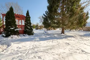 W281N7030 Huntington Ct, Merton, WI 53029 - Photo 24