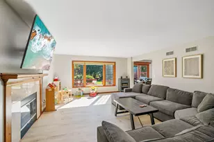 W281N7030 Huntington Ct, Merton, WI 53029 - Photo 10