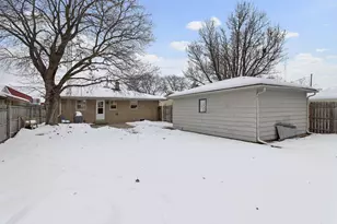 1925 80th Pl, Kenosha, WI 53143 - Photo 26
