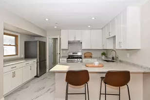 6423 W Spokane St, Milwaukee, WI 53223 - Photo 10