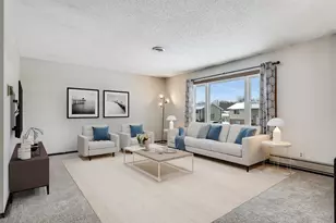 906 Redwood St, La Crescent, MN 55947 - Photo 4