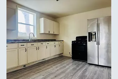 2608  16th St, Racine, WI 53405 - Photo 4