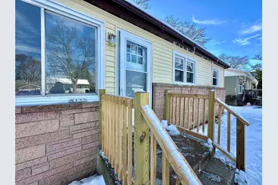 8133 W Glen Ave, Milwaukee, WI 53218 - Photo 2