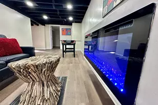 8133 W Glen Ave, Milwaukee, WI 53218 - Photo 14