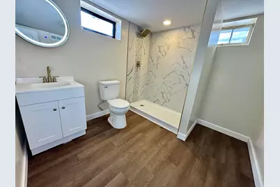 8133 W Glen Ave, Milwaukee, WI 53218 - Photo 16