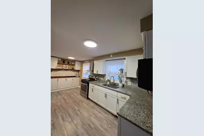 2521  Geele Ave, Sheboygan, WI 53083 - Photo 8