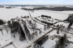 5425 Old Q Rd, Kossuth, WI 54220 - Photo 38