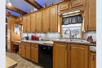 5425  Old Q Rd, Kossuth, WI 54220 - Photo 10