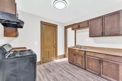 945  Villa St, Racine, WI 53403 - Photo 22